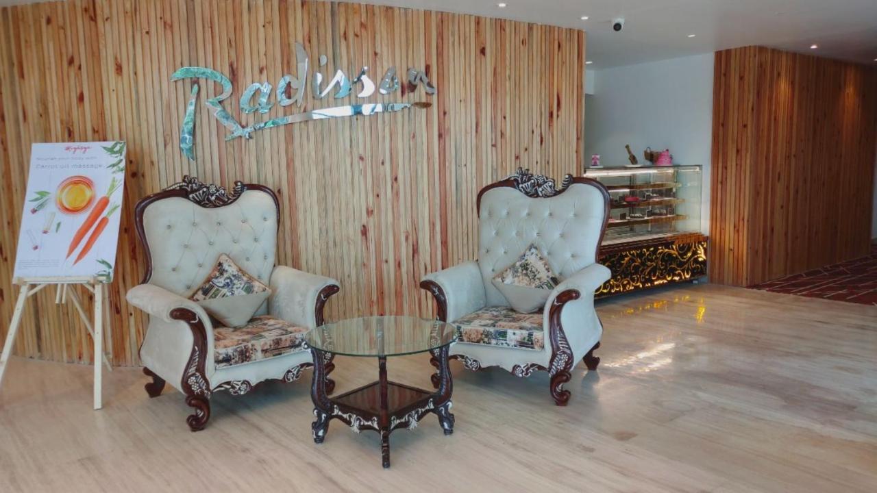 Radisson Hotel Bareilly Airport Exterior foto