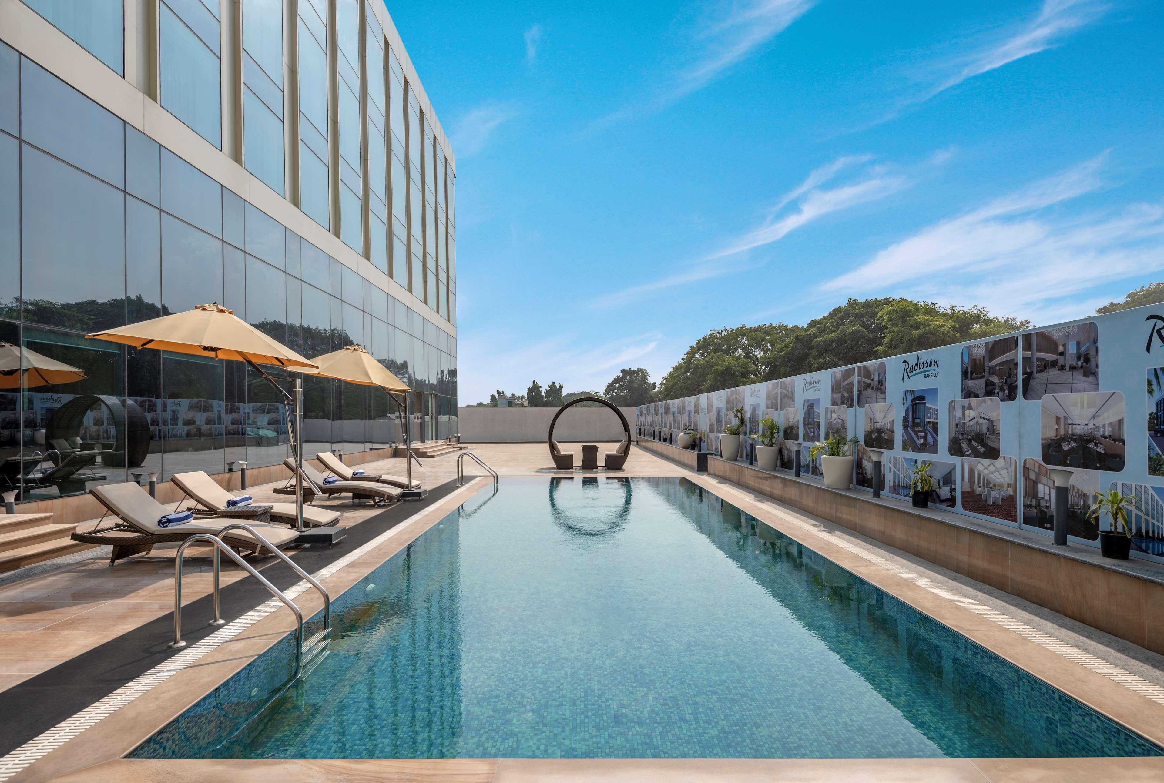 Radisson Hotel Bareilly Airport Exterior foto